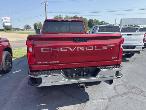 Used 2024 Chevrolet Silverado 2500 LTZ w/ LTZ Plus Package AWD/4WD image 3