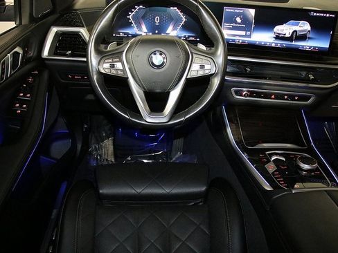 Used 2024 BMW X5 xDrive40i image 3