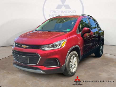 Used 2022 Chevrolet Trax LT w/ Driver Confidence Package AWD/4WD image 7