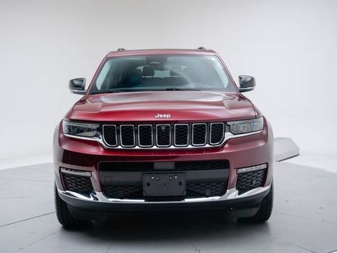 Used 2022 Jeep Grand Cherokee L Limited w/ Luxury Tech Group II AWD/4WD image 11