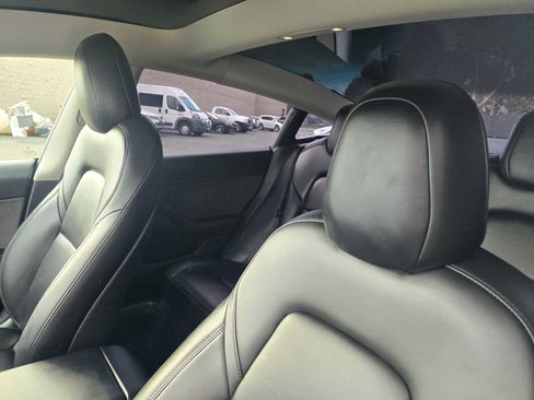 Used 2021 Tesla Model 3 Long Range image 26