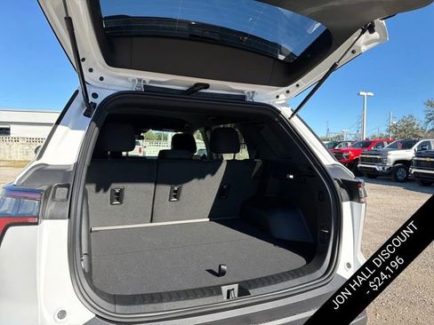 New 2026 Chevrolet Equinox LT FWD image 14