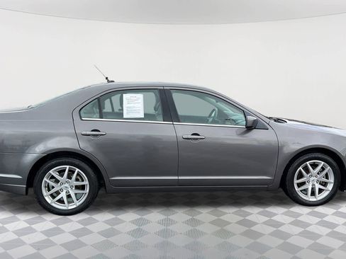 Used 2011 Ford Fusion SEL w/ 301A Rapid Spec Order Code image 4