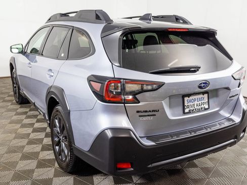 Used 2024 Subaru Outback Onyx Edition AWD/4WD image 19