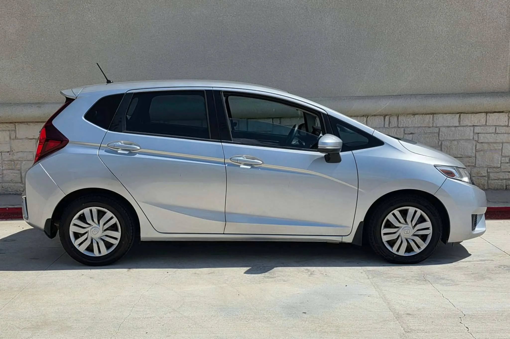 Used 2015 Honda Fit LX image 2