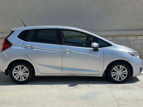 Used 2015 Honda Fit LX image 2