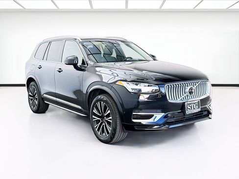 Used 2024 Volvo XC90 T8 Plus AWD/4WD image 3