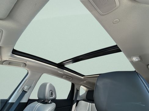 Used 2020 Acura RDX FWD w/ Technology Package image 16