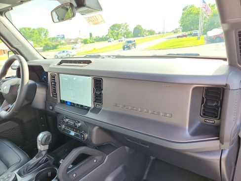 New 2026 Ford Bronco Big Bend w/ Black Diamond Package AWD/4WD image 26