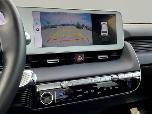 Used 2024 Hyundai Ioniq 5 SEL RWD image 12