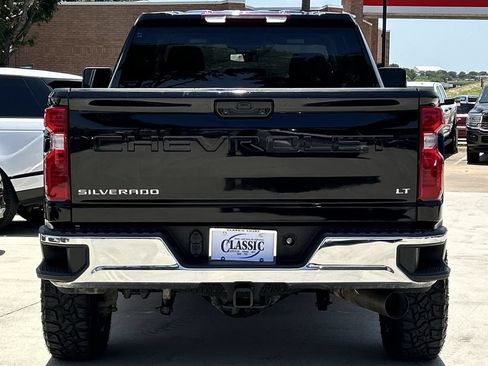 Used 2025 Chevrolet Silverado 2500 LT w/ Convenience Package AWD/4WD image 6