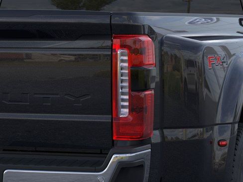 New 2026 Ford F450 XLT w/ 360-Degree Camera Package AWD/4WD image 21
