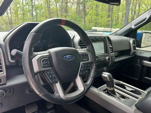 Used 2017 Ford F150 Raptor w/ Equipment Group 802A Luxury image 3