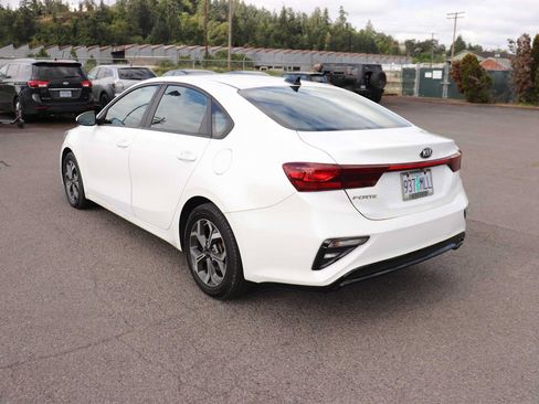 Used 2021 Kia Forte LXS FWD image 7