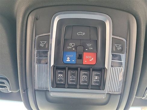 Used 2021 RAM 1500 Limited w/ Body Color Bumper Group image 20