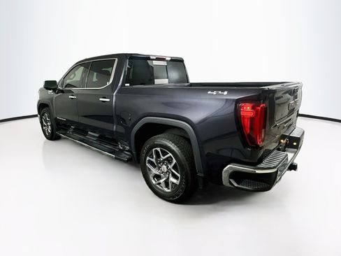 Used 2022 GMC Sierra 1500 SLT AWD/4WD image 5