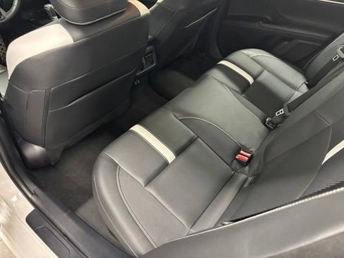 Used 2025 Toyota Camry SE FWD image 8