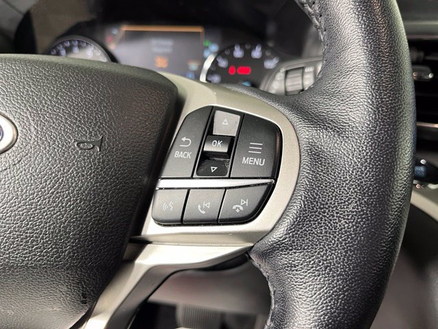 Used 2022 Ford Explorer XLT w/ Equipment Group 202A AWD/4WD image 18