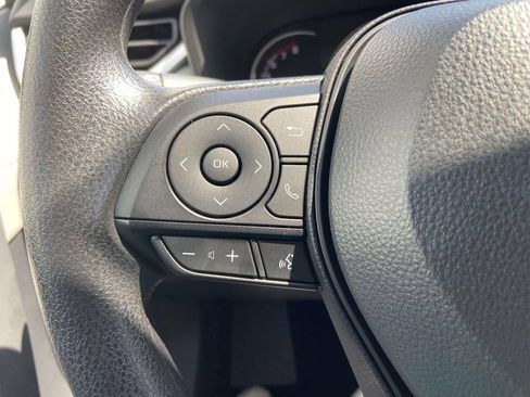 Used 2025 Toyota RAV4 XLE w/ Convenience Package FWD image 34