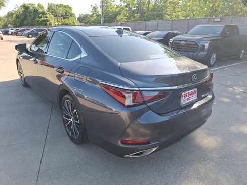 Used 2022 Lexus ES 350 w/ Premium Package FWD image 4