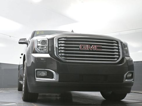 Used 2018 GMC Yukon XL SLT w/ Premium Edition AWD/4WD image 27