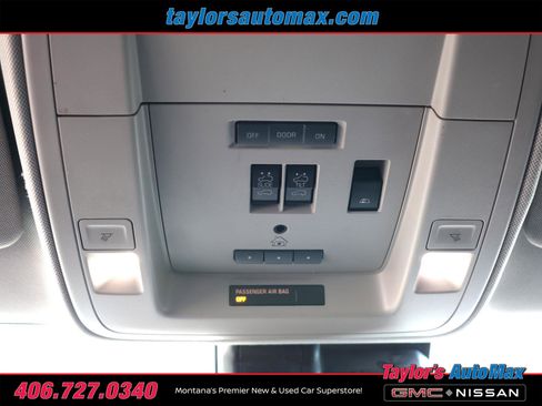 Used 2018 Chevrolet Silverado 1500 High Country image 24