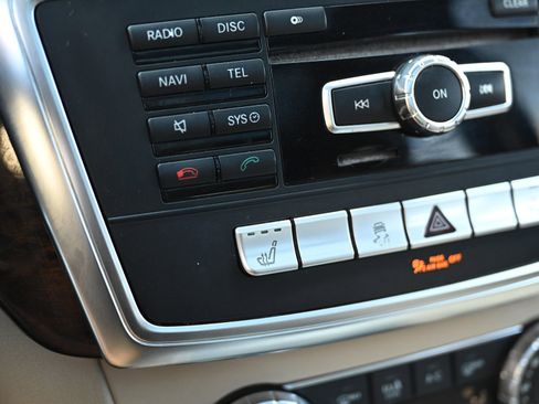 Used 2014 Mercedes-Benz ML 350 SUV image 28