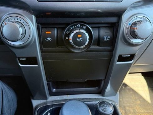Used 2011 Toyota 4Runner Trail AWD/4WD image 19