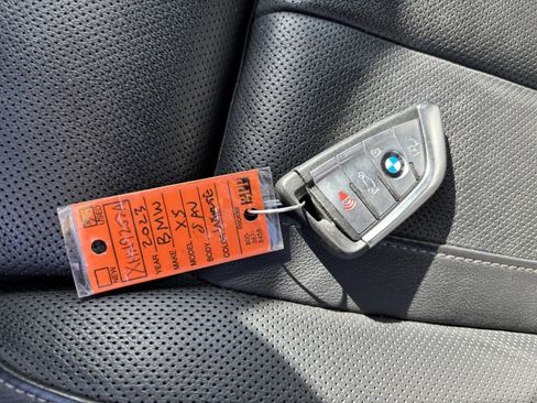 Certified 2022 BMW X5 xDrive45e w/ Luxury Seating Package image 38