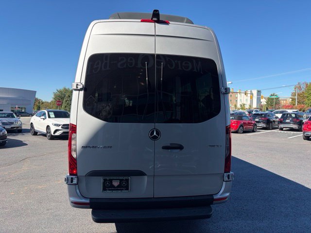 Used 2024 Mercedes-Benz Sprinter 2500 image 16