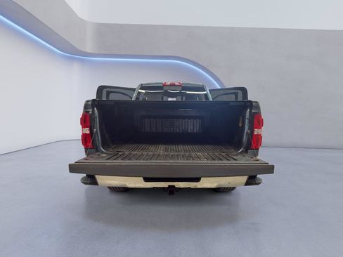 Used 2014 GMC Sierra 1500 SLT w/ SLT Crew Cab Value Package AWD/4WD image 13