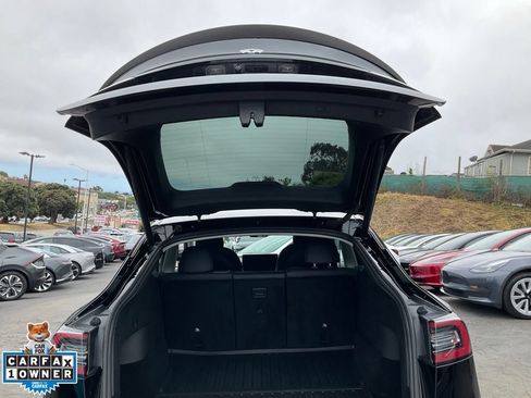 Used 2022 Tesla Model Y Performance AWD/4WD image 9