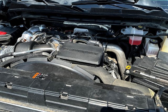 Used 2024 GMC Sierra 2500 Denali Ultimate AWD/4WD image 32