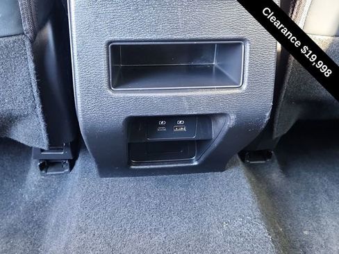 Used 2024 Mitsubishi Outlander SE image 23