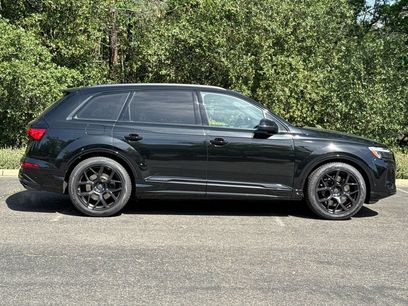 New 2026 Audi SQ7 Premium Plus