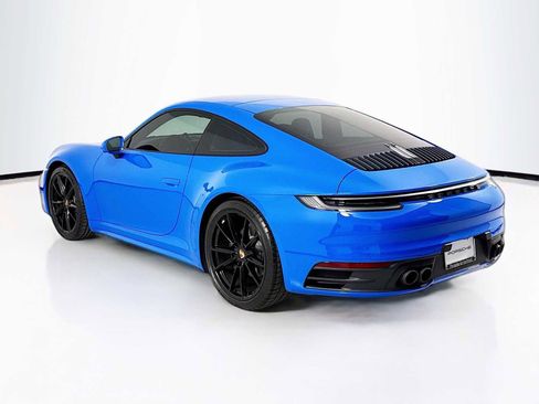 Used 2024 Porsche 911 Carrera image 3