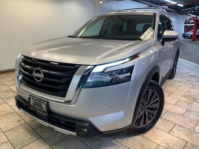 Used 2022 Nissan Pathfinder SL w/ SL Premium Package