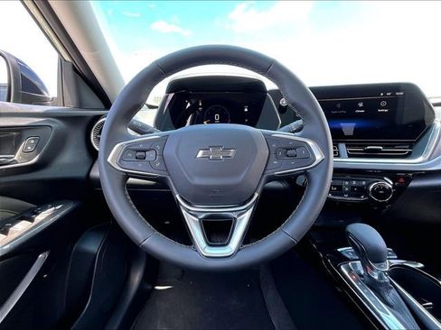 New 2026 Chevrolet Trax ACTIV w/ Driver Confidence Package FWD image 17