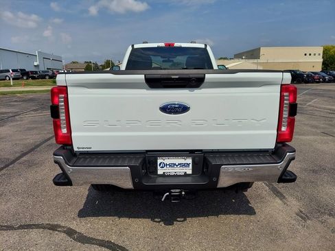 New 2025 Ford F250 XLT w/ 360-Degree Camera Package AWD/4WD image 12