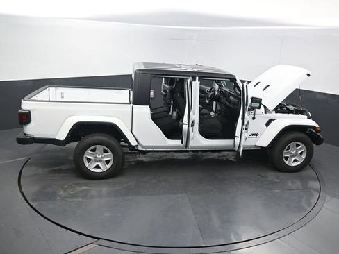 Used 2022 Jeep Gladiator Sport AWD/4WD image 70