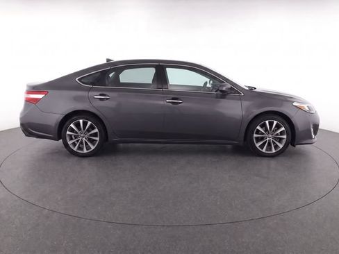 Used 2014 Toyota Avalon XLE Touring FWD image 8