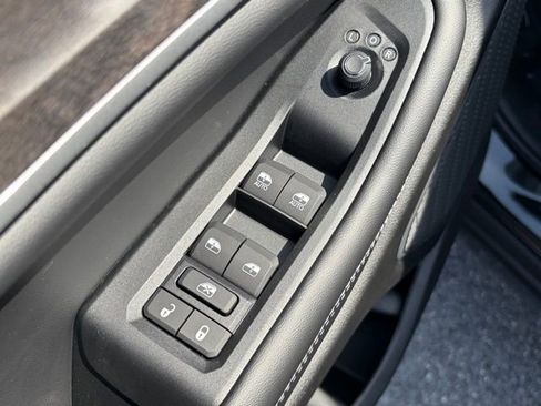 New 2026 Jeep Grand Cherokee Limited AWD/4WD image 13