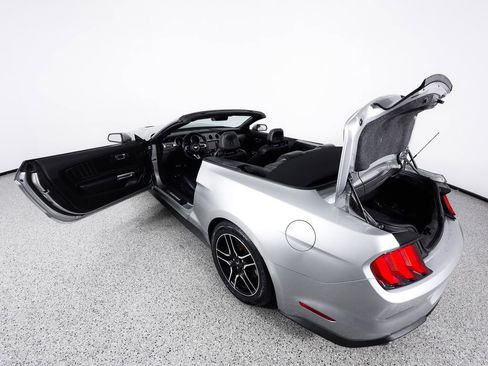Used 2021 Ford Mustang Premium RWD image 15