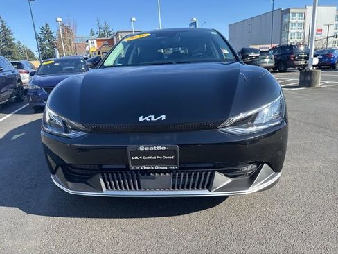Certified 2024 Kia EV6 Light image 2