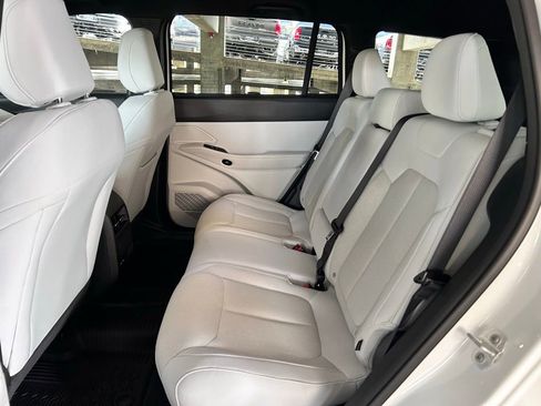 New 2026 Jeep Cherokee Laredo AWD/4WD image 14