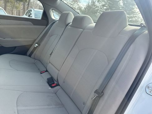 Used 2018 Hyundai Sonata SE image 11