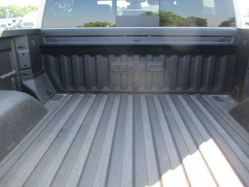 New 2026 GMC Sierra 1500 AT4 w/ AT4 Premium Package AWD/4WD image 6