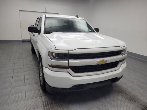 Used 2017 Chevrolet Silverado 1500 Custom w/ Custom Convenience Package RWD image 14