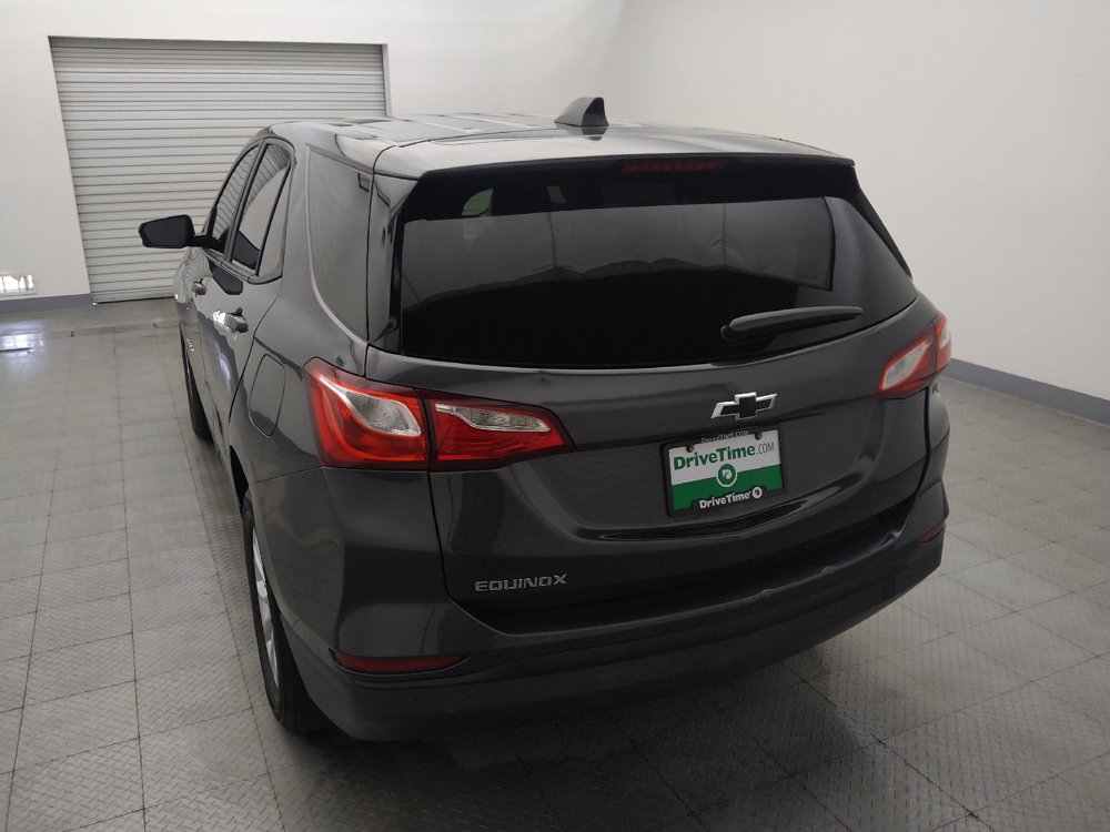 Used 2020 Chevrolet Equinox LS FWD image 6