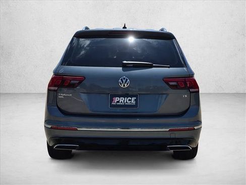 Used 2018 Volkswagen Tiguan SEL w/ R-Line Package FWD image 6